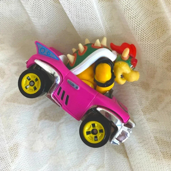 Kids Cartoon Dino Dragon Collectible Figurine Action Figure in Cute Pink Car - Picture 4 of 5